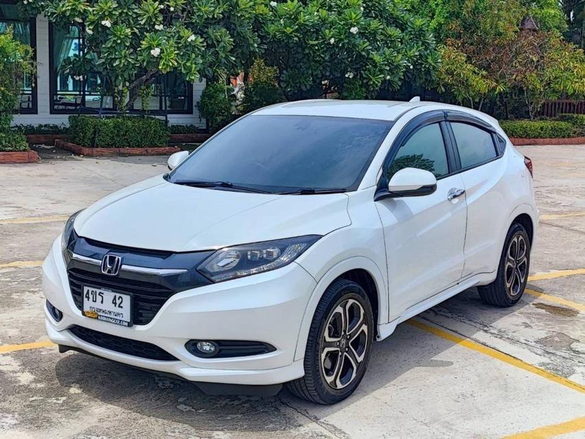 HONDA HRV 1.8 E LIMITED ปี 2016 รถสวยไม่เคยมีอุบัติเหตุ