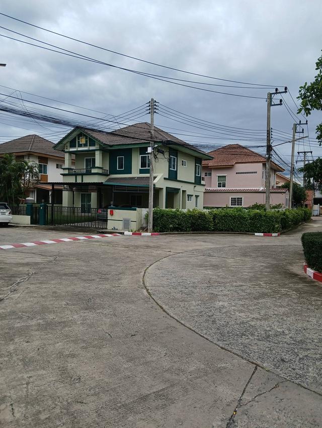 บ้านเดี่ยวหลังมุมสภาพใหม่ หมู่บ้านวิสต้าวิลล์ 3 ถนนลำลูกกาคลอง 8 พื้นที่ 93 ตารางวา ขนาด 3 นอน 3 น้ำ บ้านเจ้าภาพใหม่ก็ไม่เคยอยู่ 1