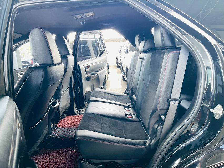 Toyota Fortuner2.8 GR Sport 4WD ปี 22 วิ่ง7หมื่นโลแท้ รูปที่ 16