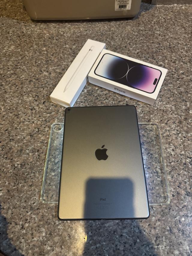 ขายๆๆๆถูกๆๆiPadAir3สีSpace Gray 64กิ๊กWifi Only ใช้งานดีทุกๆฟังชั่นสูนTrueทุกๆฟังชั่นรีสโตได้ตลอดไม่มีติดไอคราว  สภาพ: 99.99% สวยๆๆคับไร้รอยตกบุบใดๆคั 2