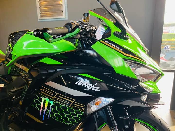 ปล่อยขาย Kawasaki Ninja ZX-25R 4