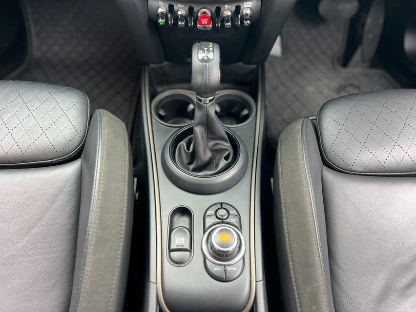 ปี 2019 MINI COUNTRYMAN, COOPER S RHD รูปที่ 14
