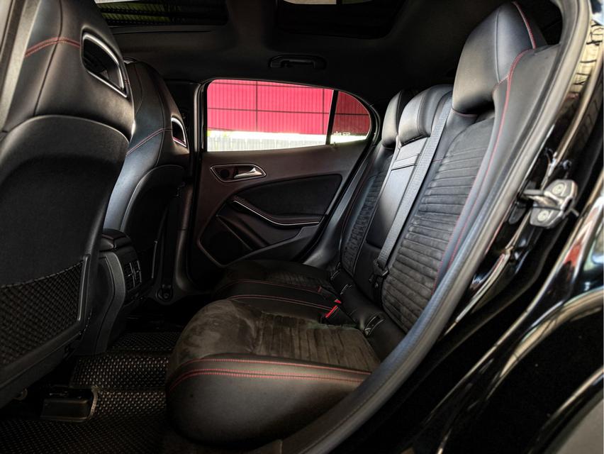 2019 BENZ GLA-CLASS, 250 AMG  10