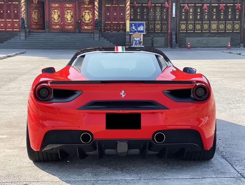 ส่งต่อรถสวย Ferrari 488 GTB V8 ปี 2017 3