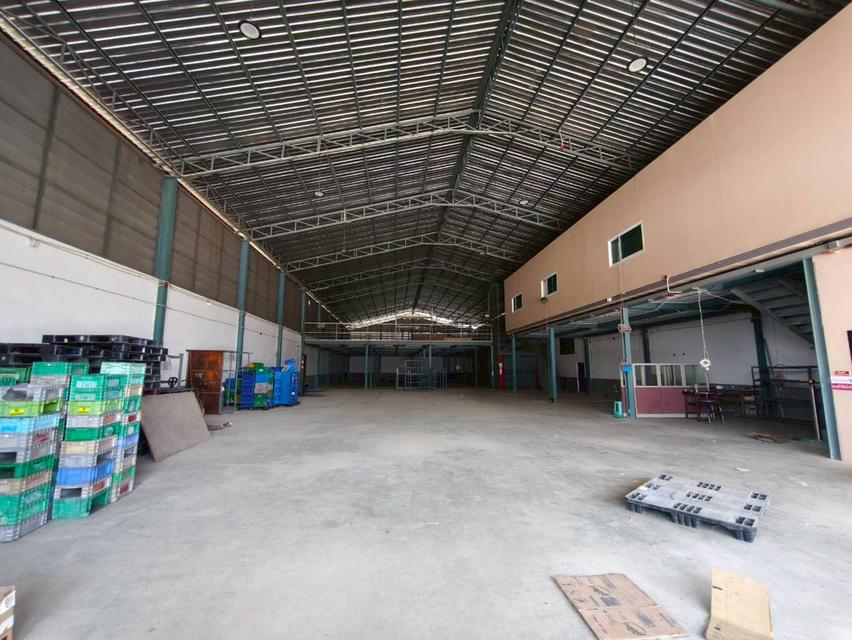ขายโกดัง บางขุนเทียน พระราม 2 ขนาดเกือบ 1 ไร่ พร้อมออฟฟิศ ที่จอดพร้อมหลังคาพร้อมใช้งาน 2