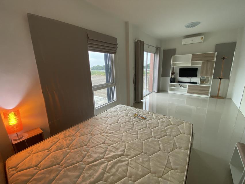 ขายทาวน์โฮมสไตล์บ้านแฝดหลังมุมวิวทุ่งนา 10