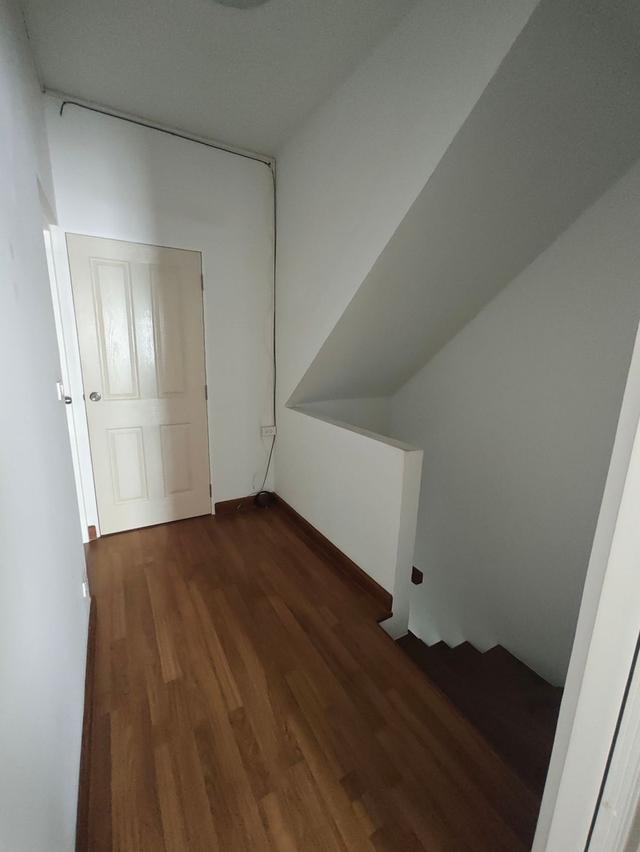 ขายทาวน์โฮม 3 ชั้น 3 ห้องนอน หมู่บ้านเดอะริคโค้ทาวน์ วัชรพล 20.6 ตร.ว. ใกล้ทางด่วนรามอินทรา/รถไฟฟ้า รองรับ EV Charger 6