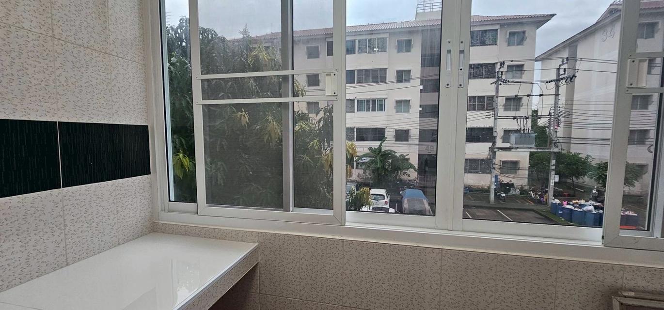 บ้านเอื้ออาทร สุวรรณภูมิ 1 (วัดศรีวารีน้อย) ซอยวัดศรีวารีน้อย ถนนบางนา-ตราด กม.18 ศีรษะจรเข้ใหญ่ บางเสาธง จ.สมุทรปราการ  9