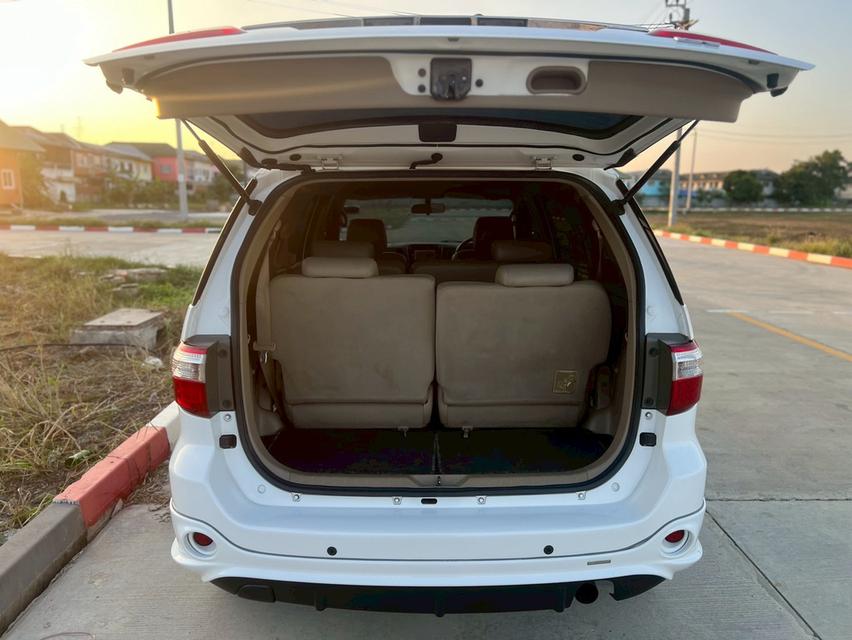 Toyota Fortuner 3.0 4WD TRD Sportivo ปี 2009 สีขาว เกียร์ออโต้ รูปที่ 9