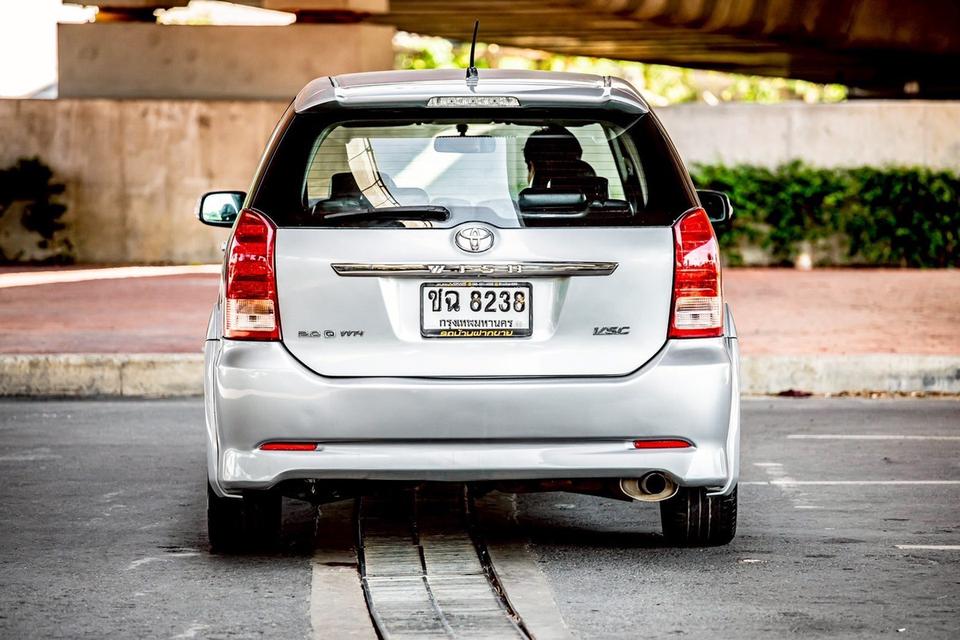 Toyota Wish 2.0Q สีบอกรอนเงิน สภาพนางฟ้า ปี 2007 เกียร์ออโต้