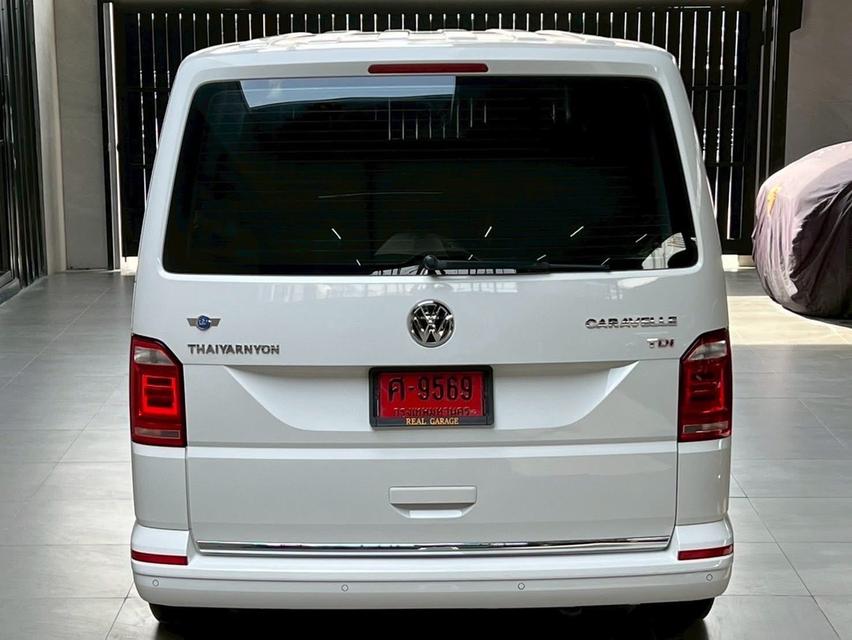 Volkswagen Caravelle 11