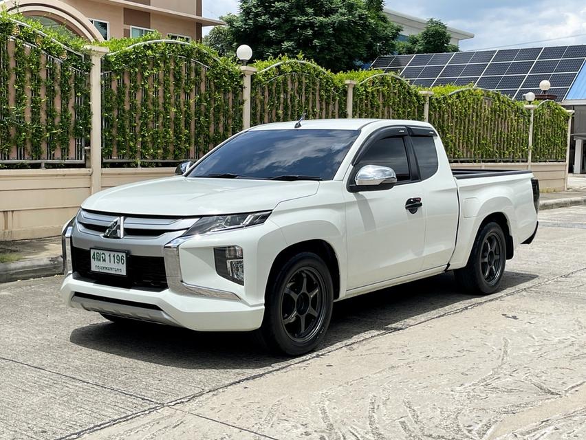 MITSUBISHI TRITON ALL NEW MEGA CAB 2.5 GLX ปี 2020 เกียร์Manual แต่งสวยสภาพนางฟ้า