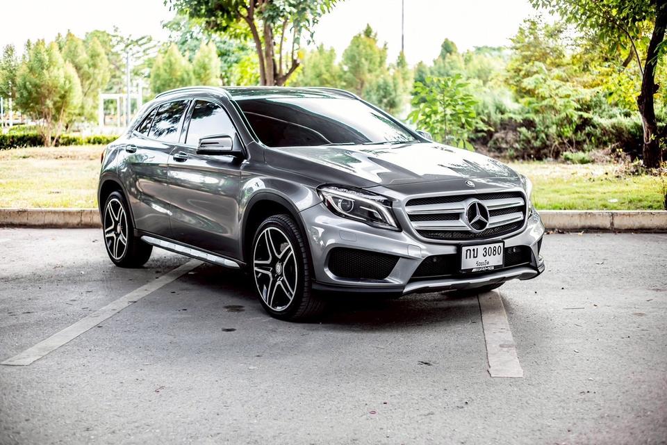 Mercedes Benz Gla250 ปี 2017 3