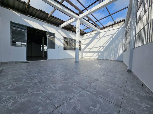 ขาย/เช่า อาคารพาณิชย์ 5 ชั้น รีโนเวทใหม่ (รวมชั้นลอย + ชั้นดาดฟ้า) บางคอแหลม กรุงเทพ 7