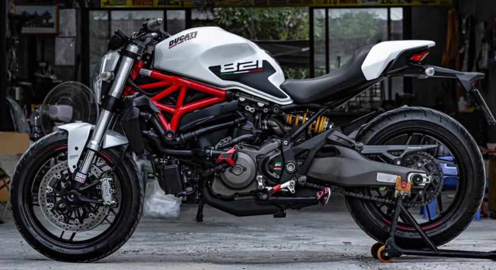 ขาย Ducati Monster 821  5