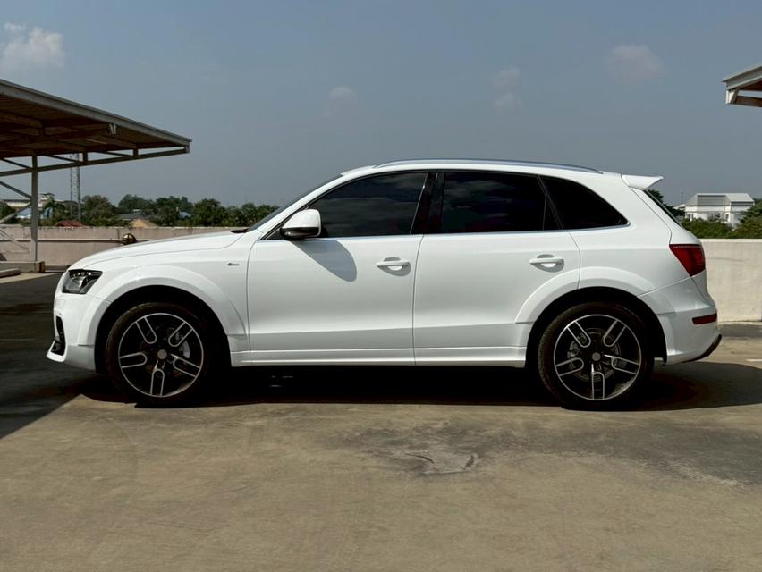 AUDI Q5 2.0L Turbo TFSi Quattro พร้อมชุดแต่ง "Caratere" รอบคัน 7AT Tronic S-Line (AWD) 6