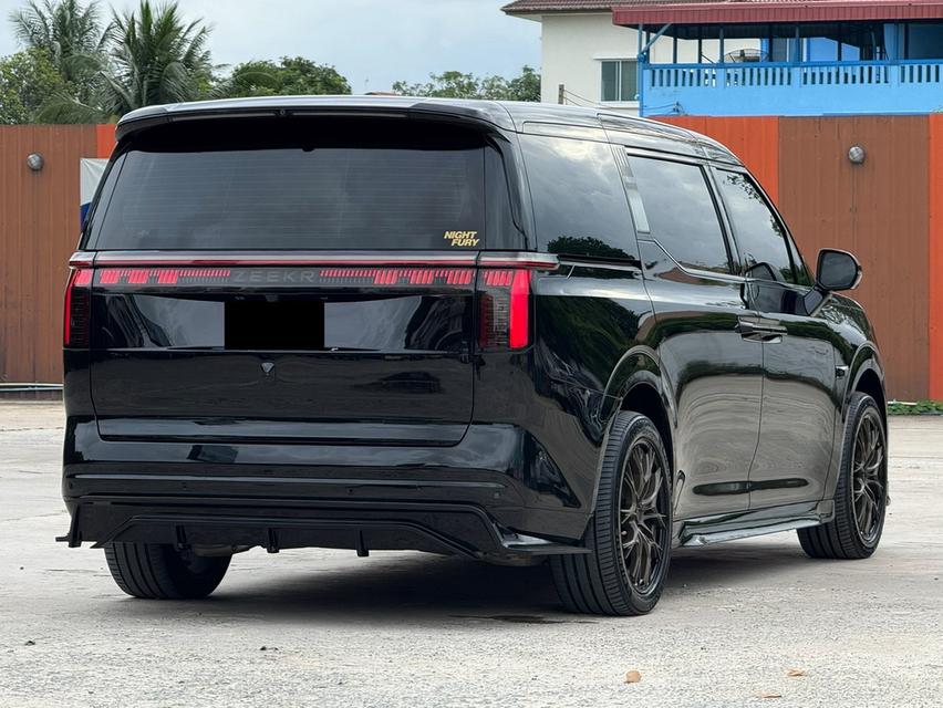 ZEEKR 009 Flagship 6-Seaters AWD ปี 2024 รูปที่ 6