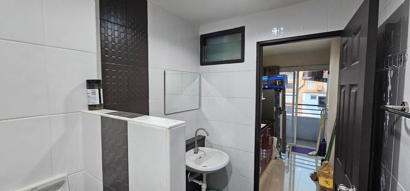 อาคารชุด ชั้น 6 อมตะคอนโด 6