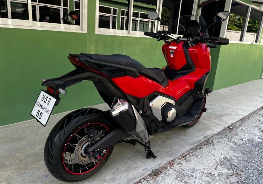 HONDA X-ADV 750 ปี 2021 สีแดง 3