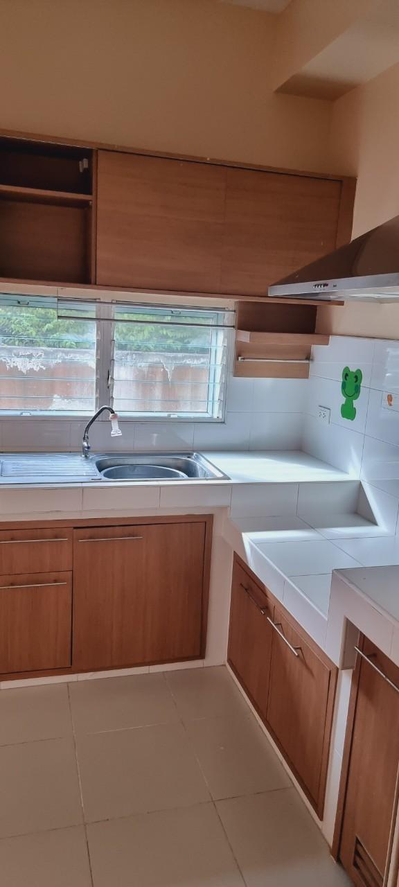 ขายด่วนบ้านมัณฑนาเลขวัชรพล 17