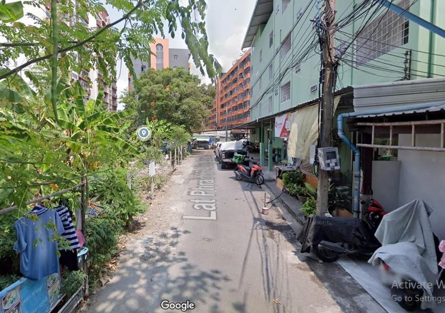 ขายด่วนที่ดิน 570 ตรว. ที่ดินทำเลดี ติดถนนซอยลาดพร้าว 87 แยก7 (ติดถนน2ด้าน) เขตวังทองหลาง กรุงเทพ  ทำเลธุรกิจ ที่ดินพร้อมใช้  เข้าออกได้หลายทาง 6