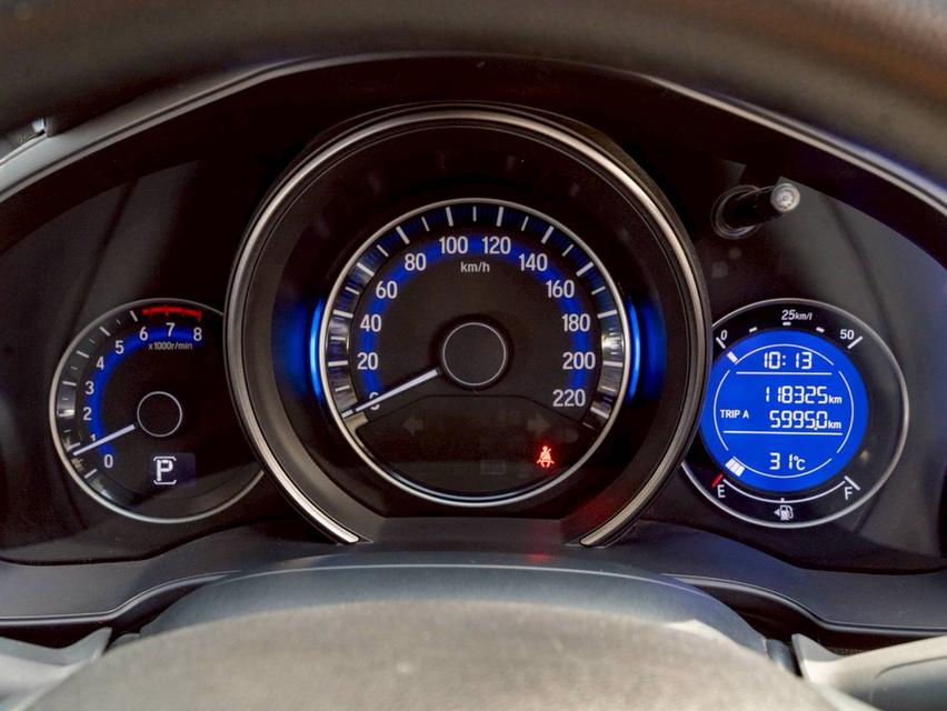 Honda jazz 1.5 RS ปีจด 2018 14