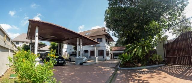 รหัสC7031 ขายบ้านเดี่ยว 2 ชั้น หมู่บ้านนวธานี เสรีไทยซอย59 หันหน้าทิศใต้ ใกล้มอเตอร์เวย์ 6