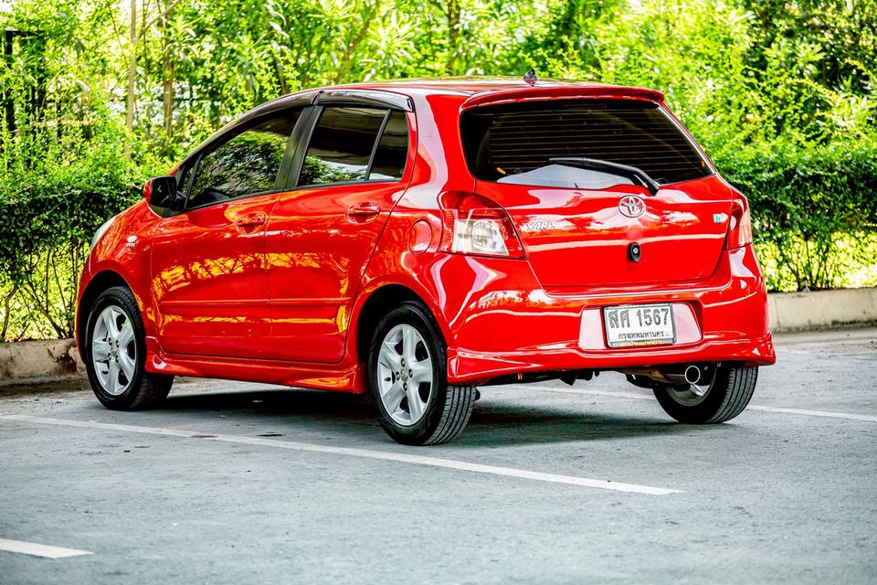 Toyota Yaris 1.2 J ปี 2006 สีแดง สวยสภาพดี  6