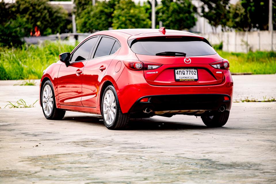Mazda3 Skyactiv 2.0S Hatchback ปี 2015 สีแดง  8