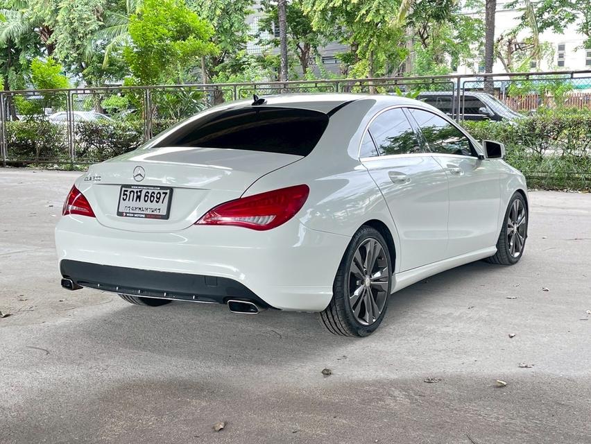 รหัสรถ WMT6697 BENZ CLA200 ปี 2016