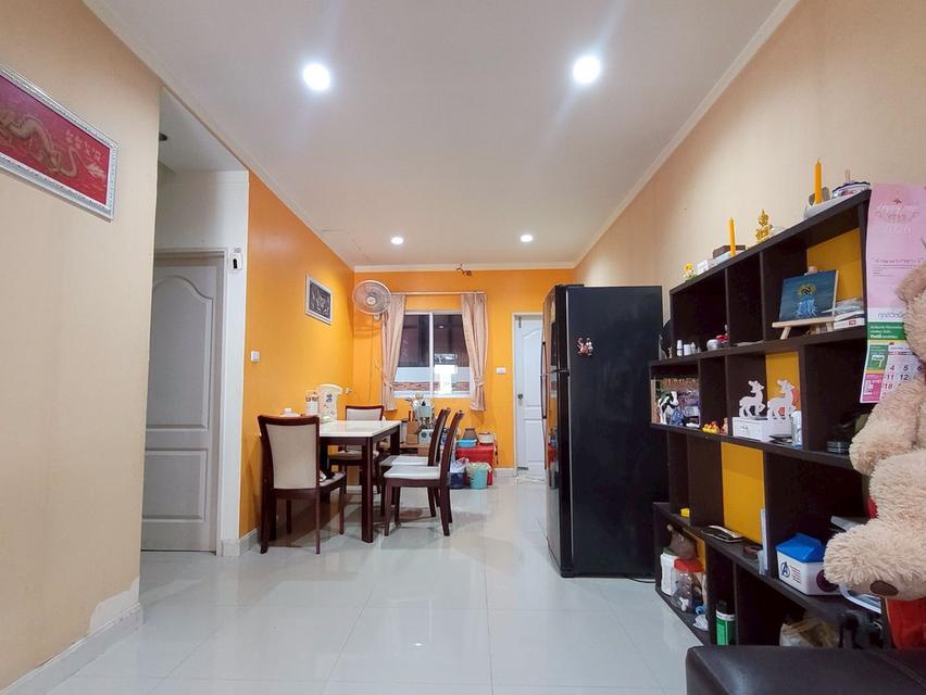 ขายทาวน์เฮ้าส์สภาพใหม่ 2 ชั้น 4 ห้องนอน 2 ห้องน้ำ 2 ที่จอดรถ ไอลีฟ ทาวน์ พระราม 2 กม.18 (เจ้าของประกาศขายเอง ไม่ผ่านนายหน้า) ราคา 2.3 ล้านบาท (I Leaf 7