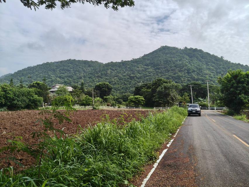 ขายที่หนองน้ำแดง เขาใหญ่ ใกล้ธนะรัชต์ 3 ไร่ ที่ดินวิวเขาสวยล้อมรอบ ใกล้ภูเขา ใกล้มอเตอร์เวย์M6 เดินทางสะดวก ใกล้ตัวเมืองปากช่อง ตลาดร้านค้า โรงพยาบาล 1