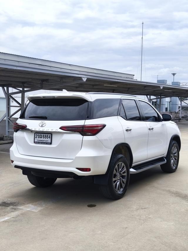 Toyota รุ่น : Fortuner 2.4 2WD รูปย่อยที่ 3