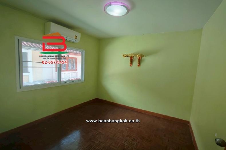 ทาวน์เฮาส์ หมู่บ้านพฤกษา 11 คลอง 3 เนื้อที่ 24.2 ตร.ว (ใกล้ตลาดเจริญผล) ตำบลคลองสาม อำเภอคลองหลวง ปทุมธานี 12