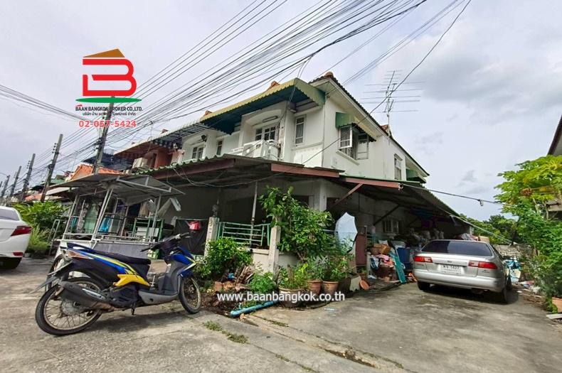 ทาวน์เฮาส์ หมู่บ้านเค.ซี. 2 เนื้อที่19 ตรว. ซอยหทัยราษฎร์ 39 สามวาตะวันตก คลองสามวา กรุงเทพมหานคร