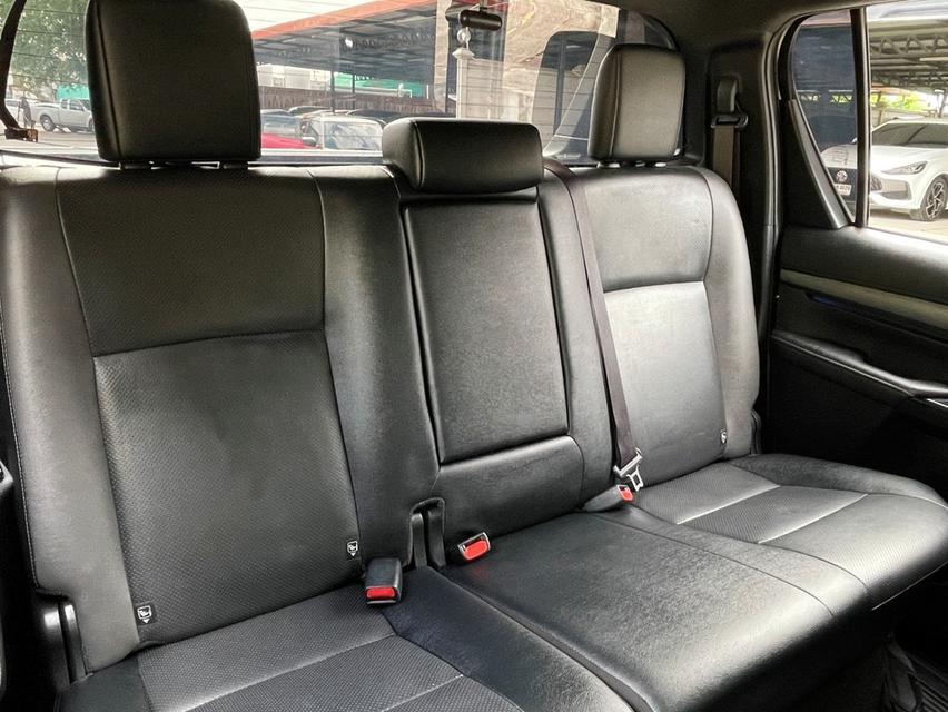TOYOTA HILUX REVO DOUBLE CAB 2.8 4WD ROCCO ปี 2022 AUTO 4X4 สภาพนางฟ้า 11