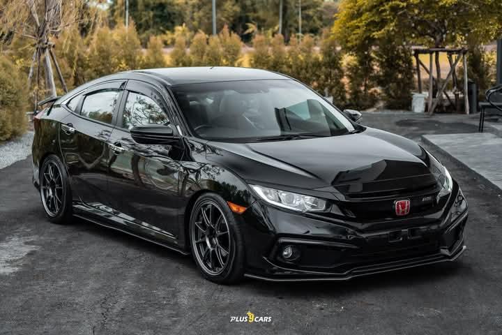 Honda Civic 2020 3