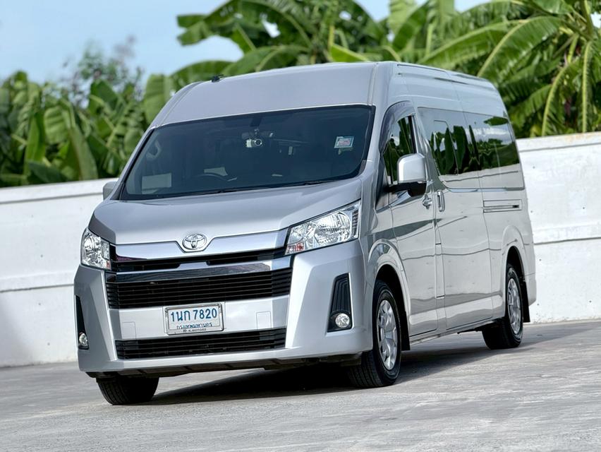 TOYOTA COMMUTER 2.8 2020 