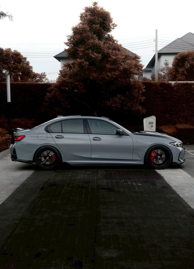BMW 340i M 2023 performance x drive 4