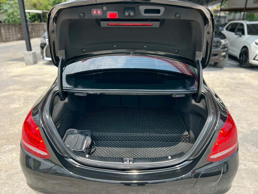 ปี 2016 BENZ C-CLASS, C350e AMG DYNAMIC 8