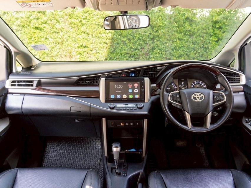 TOYOTA INNOVA 2.8 CRYSTA V WAGON มือสอง ปี 2017 รูปที่ 10