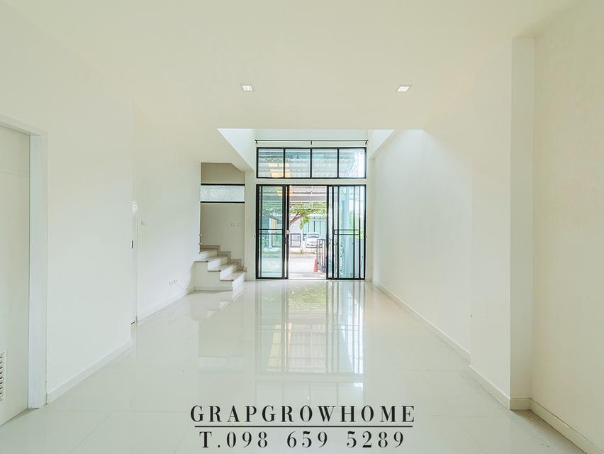 ให้เช่า/ขาย ทาวน์โฮม 3 ชั้น หลังมุม Eco Space บางนา-วงแหวน | เหมาะทำโฮมออฟฟิศ โชว์รูม เก็บสต็อก | ใกล้เมกะบางนา–ทางด่วน–สุวรรณภูมิ 8