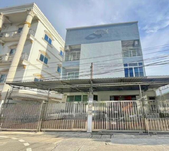 รัชดา MRT ห้วยขวาง 1กม. ประชาราษฏร์บำเพ็ญ ประชาอุทิศ ให้เช่าทาวน์เฮ้าส์ 3 ชั้น 3 นอน 3 น้ำ 28 ตร.วา.340 ตร.ม.รร.นานาชาติ