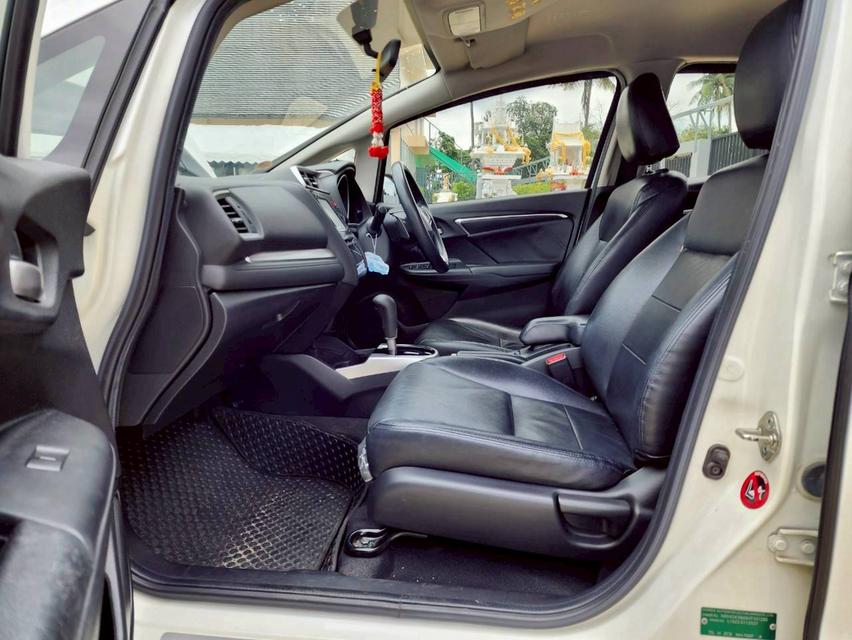 ขาย Honda Jazz 1.5SV ปี17 14