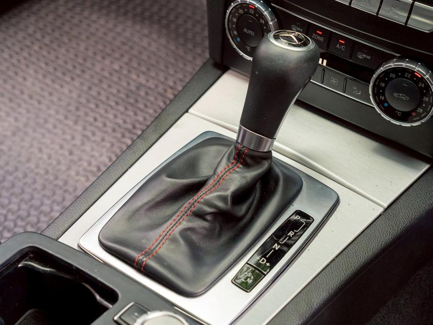 MERCEDES-BENZ C180 COUPE AMG SPORT+ ปี 2013 รูปที่ 18