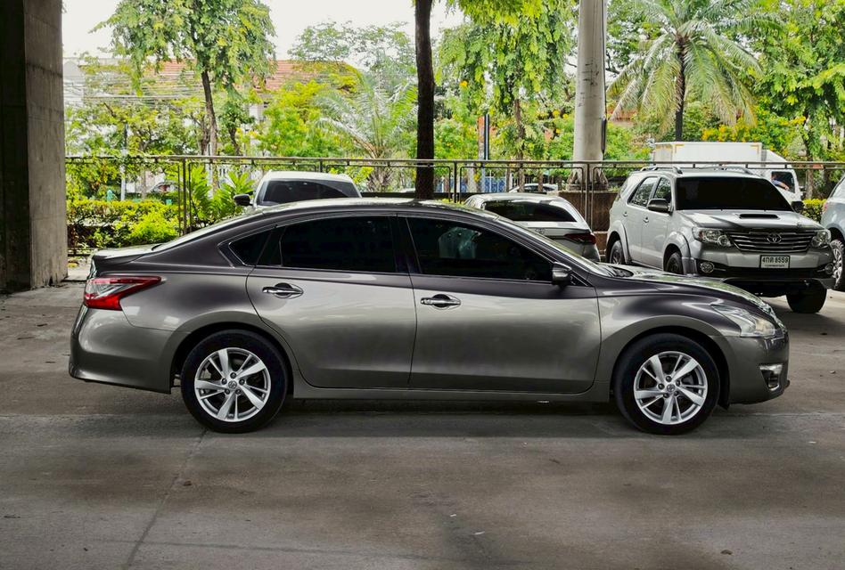 NISSAN TEANA 2.0 XL ปี 2013 จด 2014