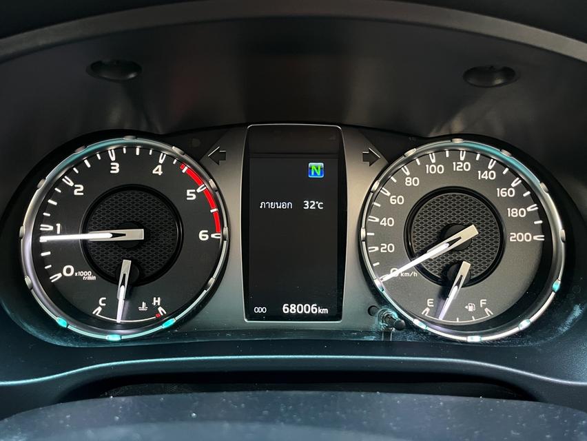 TOYOTA HILUX REVO DOUBLE CAB 2.8 HIGH 4WD ปี 2022 AUTO 4X4 สภาพนางฟ้า รูปที่ 14