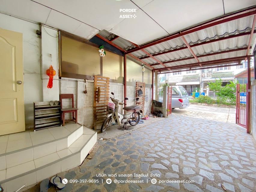 ทาวน์เฮ้าส์ 3 ชั้น หมู่บ้านลัลลี่วิลล์ ลำลูกกา-คลอง 1 ซอยบุญคุ้ม ปทุมธานี : Lully Ville Lumlukka Khlong1   18