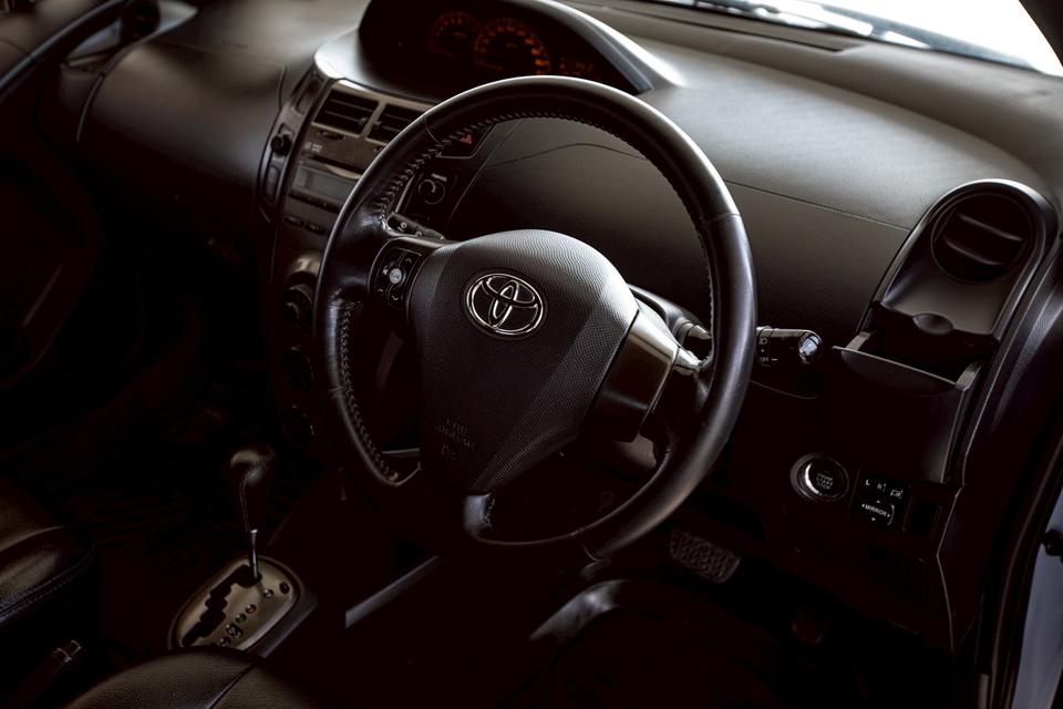 Toyota Yaris 1.5S Limited AT ปี 2011 เกียร์ออโต้ สีพิเศษเดิมโรงงาน  12