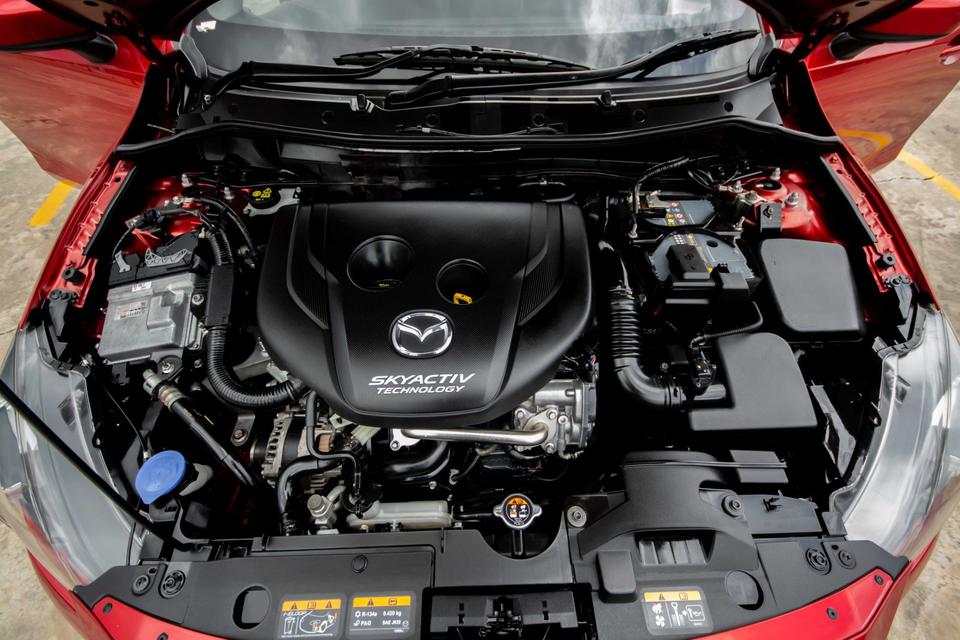 รถมือเดียว ปี 2015 Mazda2 1.5XD Higth 4DR. A/T สีแดง โทร.064-246-2492 พลอย 6